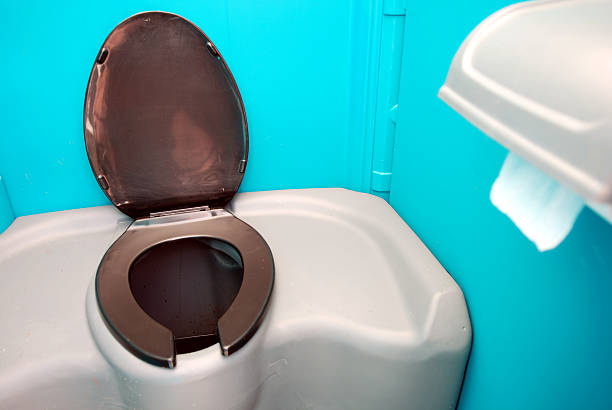 Best Temporary restroom rental  in Mangonia Park, FL